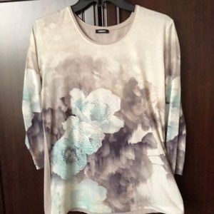 Walbusch women’s top M beige w rhinestone